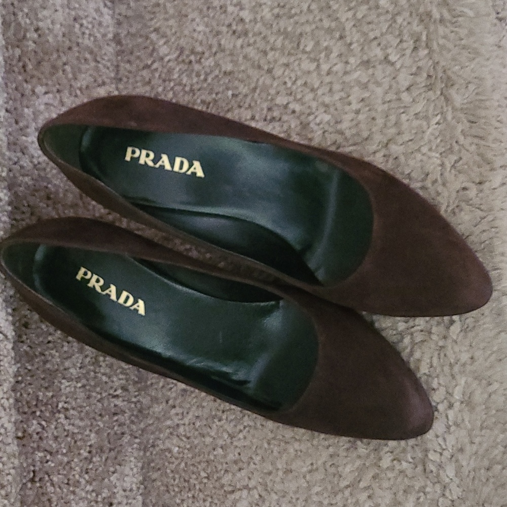Prada Vero Cuoio Heels Size 37